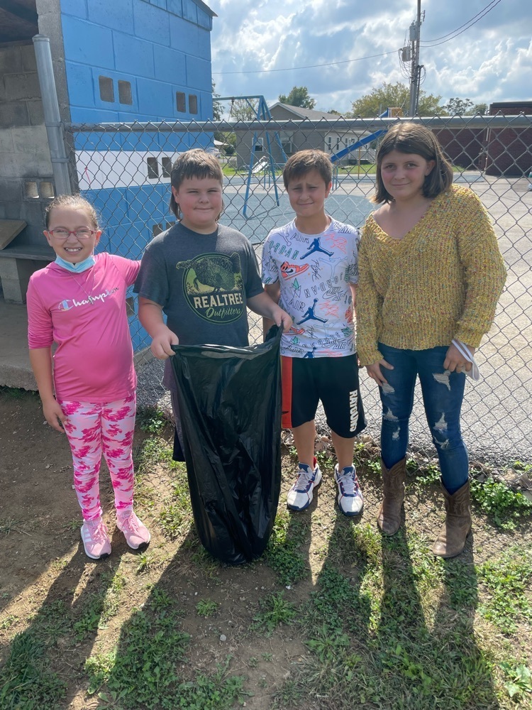 Four of our 5th grade students volunteered to take time out of their mask break today to pick up trash around our playground this afternoon! Their hard work is very appreciated!
